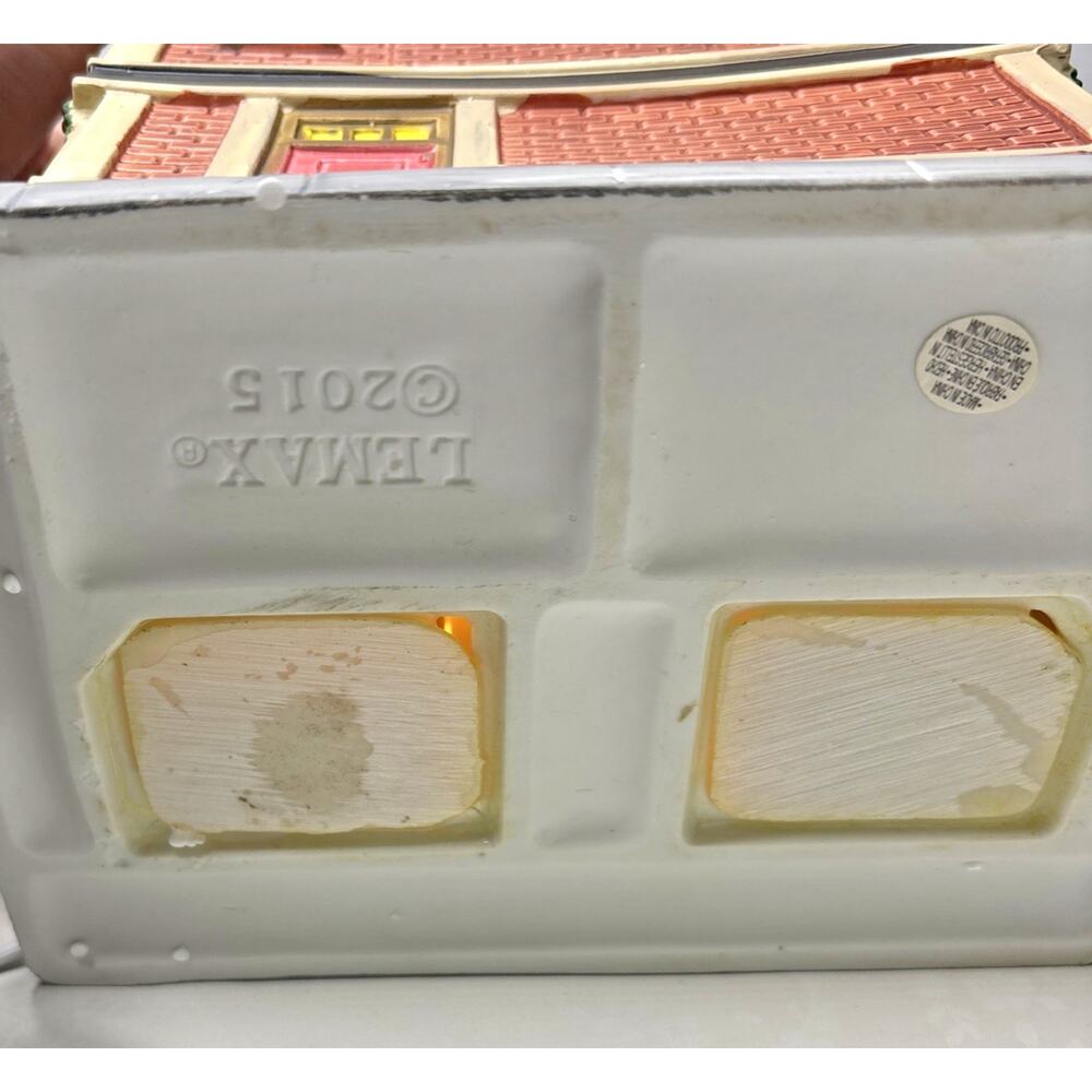 Lemax Bells & Whistles Christmas Village Building #55989 Retired Lighted - Picture 5 of 5